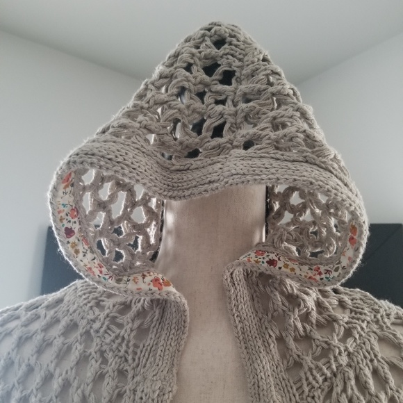 Hooded Knit Short Sleeve Vest - Picture 2 of 8